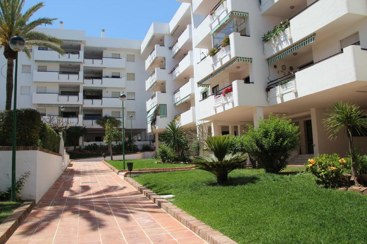 Apartamento Carihuela Beach & Sun Apartman Torremolinos Kültér fotó